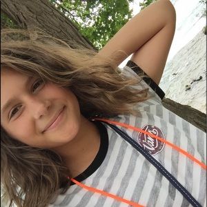 Meet your Posher, Lilly